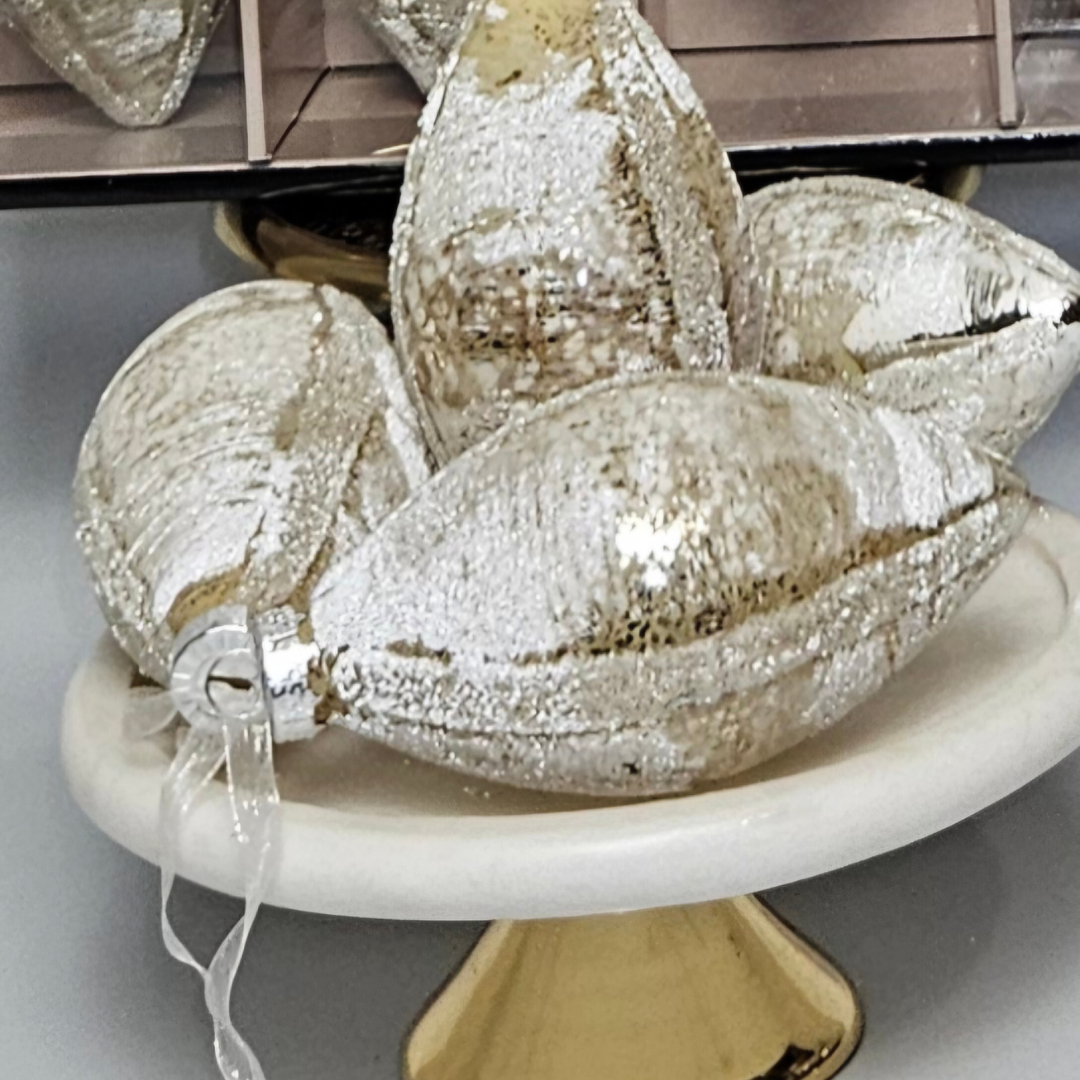 Frosted Oval Ornament - AllureAbode Décor 