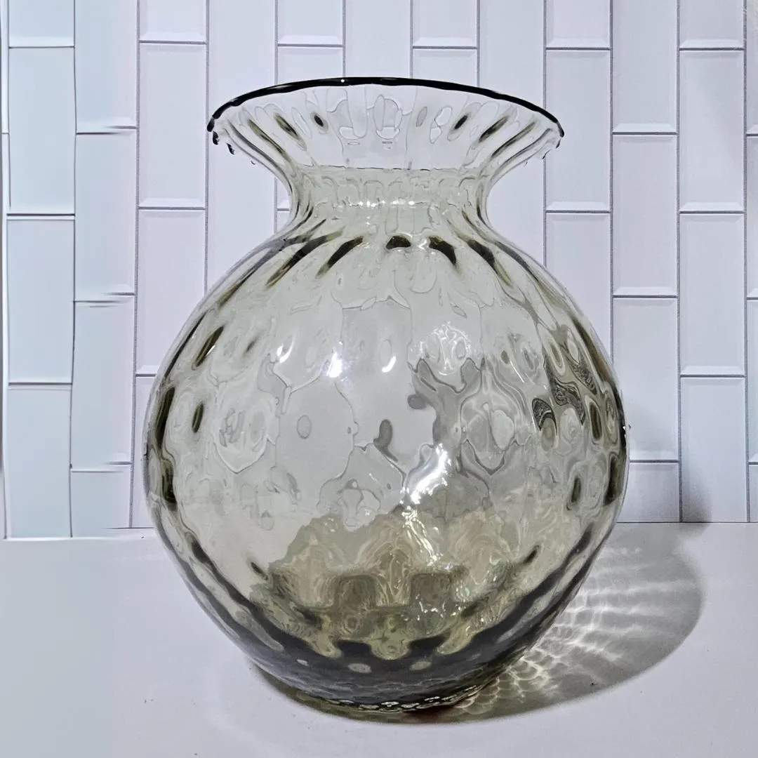 Luxurious Vintage Glass Vase in Gold Amber | Large 22-inch Retro Gold Amber Glass Vase | 1970s Home Decor Accent. Marano Inspired. - AllureAbode Décor 